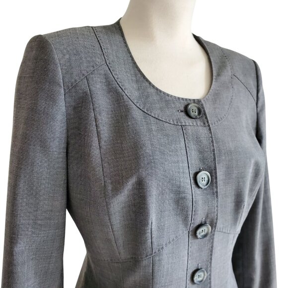 Anne Klein Round Neckline 5 Button Gray Lightweight Wool Blend Skirt Suit Size 2 - Picture 3 of 16
